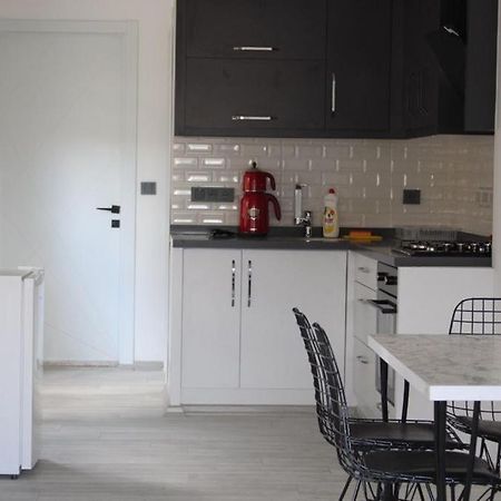 Riva Marina Appartement Kuşadası Buitenkant foto