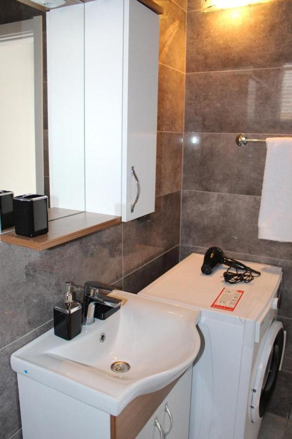 Riva Marina Appartement Kuşadası Buitenkant foto